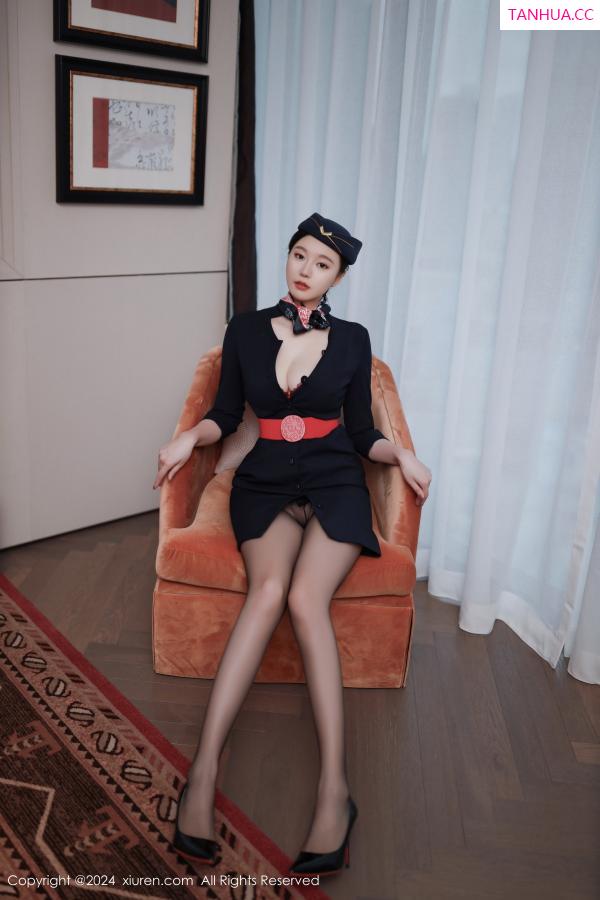 安然Maleah  [XiuRen]高清写真图 2024.07.30 No.8942 安然anran 黑丝美腿第11张图片